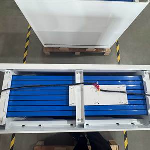 แบตเตอรี่ LiFePO4 40kWh 800Ah 51.2V แบบตั้งพื้นพร้อมล้อเกรดเอ8000รอบสำหรับระบบพลังงาน<span class=keywords><strong>แสงอาทิตย์</strong></span>ออฟกริด Tuv IEC - Product Image 5