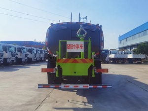 Camión Cisterna de Agua Dongfeng 4X2 de 20000L de Fabricante Confiable para Control de Polvo en Obras de Construcción y Limpieza Urbana - Product Image 5