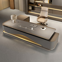 Set di Lusso Scrivania e Sedia Direzionale, Scrivania per CEO, Scrivania Esecutiva a L in Legno, Arredamento Ufficio Moderno