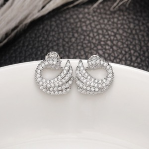 Orecchini a Forma di Cigno per Donne, Design Animale, Accessori per Orecchie da Indossare Quotidianamente - Product Image 2