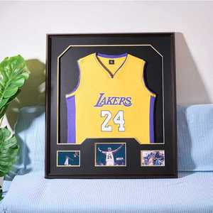 Cadre en bois pour maillot de basketball, Tennis de table, LAKERS 24, Maillots commémoratifs classiques imprimés en relief 6 couleurs, Collection d'<span class=keywords><strong>autographes</strong></span> - Product Image 4