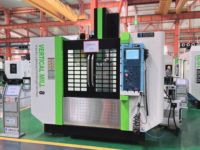 Centre de fraiseuse verticale CNC 3 axes très rigide d'usinage de précision V8 à vendre