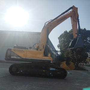 รถขุดไฮดรอลิก Hyundai 305LC มือสอง ราคาดีที่สุด เครื่องยนต์ Cummins ขนาด 30 ตัน ความจุบุ้งกี๋ 1.4 เมตร  สำหรับงานก่อสร้าง - Product Image 3