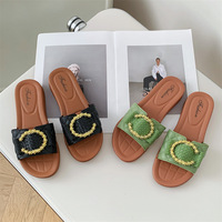 Sandales plates d'été pour femmes et filles, chaussures de plage à bout ouvert, chaussures décontractées, pantoufles pour le shopping quotidien.