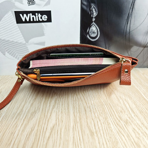 Compact Cowhide Clutch Wallet – Stylish Black Leather <b>Handbag</b> with Coin & Key Storage, Bulk Order Available - Product Image 3