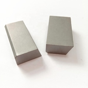 YG6 YG8 <span class=keywords><strong>YT5</strong></span> YT15 Hartmetall-Lötspitzen C32 A125 C310 Hartmetall-Lötinsätze Hohe Verschleißfestigkeit ISO9001 Zertifiziert - Product Image 6