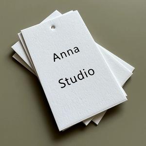 Luxus benutzer definierte Logo Kleidung Tags grüne Karte Kleidung Etikett Spezial papier hängen Tags für <span class=keywords><strong>T</strong></span>-<span class=keywords><strong>Shirt</strong></span> Jacke <span class=keywords><strong>Business</strong></span> recycelbare Schuhe - Product Image 1