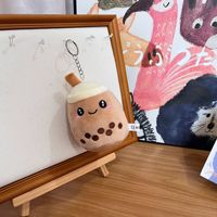 Porte-clés en peluche Bubble Tea - Mignons jouets en peluche Boba Milk Tea & Fruit Cup, breloque de sac Kawaii personnalisée pour les filles, cadeau et accessoires
