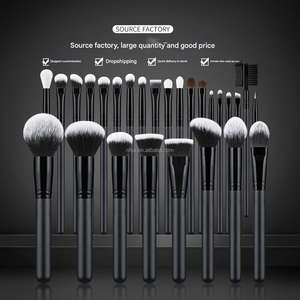 BK taglia numero 1 Brochas De Maquillaje Oem buona qualità Premium Pro 10 12 15 <span class=keywords><strong>18</strong></span> 20 22 24 27 pz <span class=keywords><strong>Set</strong></span> pennelli per il trucco Taklon - Product Image 3