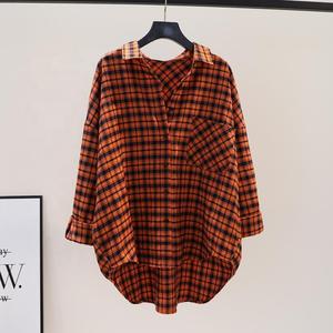 قميص نسائي جديد وعصري للصيف بمقاسات كبيرة وخصر فضفاض وأكمام طويلة بنقشة مربعات - Product Image 3