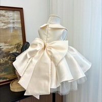 Robe de princesse sans manches avec nœud et perles pour enfants, idéale pour les fêtes d'anniversaire et les occasions formelles