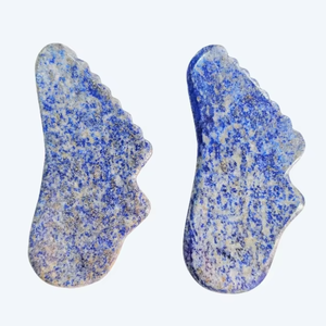 Piedra de gua sha de lapislázuli de color azul con dientes - Product Image 1