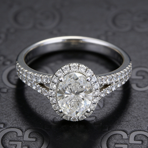 Anillo de Compromiso con Diamante Cultivado en Laboratorio, Corte Brillante, Oro Blanco de 14K, Halo Clásico de Lujo para Mujer, Certificado IGI, Color Blanco E - Product Image 4