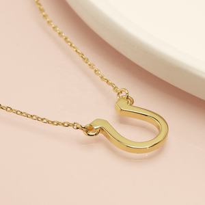 Collana da donna per equitazione con ferro di cavallo portafortuna a forma di U, placcata oro 18k, stile minimalista, trendy, <span class=keywords><strong>Essenza</strong></span> - Product Image 1