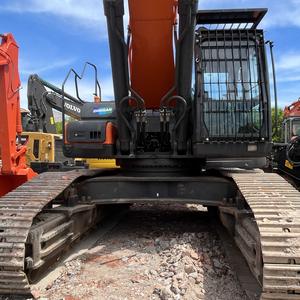 Excavateur d'occasion Doosan DX530 Excavateur d'occasion de 50 tonnes sur chenilles Excavateur d'occasion de seconde main à vendre - Product Image 1