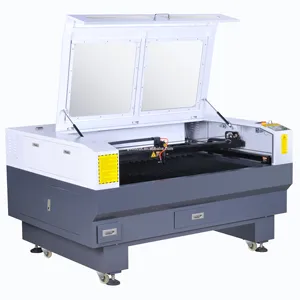 Máquina de corte a laser da beleza com a cabeça do corte bom para a madeira acrílica mdf pvc