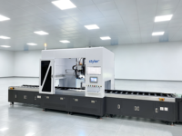 Ligne d'assemblage de batteries prismatiques entièrement automatique et personnalisable avec soudage laser contrôlé par PLC, empilage et test