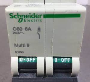 Nieuwe En Originele Plc 60158 Multi 9 C60 6a 240vac Stroomonderbreker 4d Plc Programmeercontroller - Product Image 2