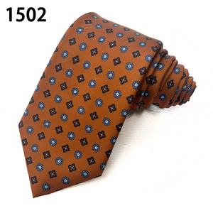 Cravates pour hommes en stock, nouveau design classique, 8 cm, impression numérique, microfibre, cravate en polyester, cravates et accessoires - Product Image 2