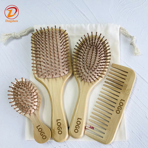 Precio de fábrica OEM Cepillo de pelo de <span class=keywords><strong>bambú</strong></span> Cepillo de paleta natural para ablandar Masaje calmante Peine de madera ecológico para todo tipo de cabello - Product Image 5