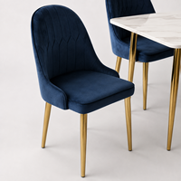 Table à manger moderne de luxe Rikkasi en pierre naturelle rectangulaire pour 6 personnes, avec pieds en acier inoxydable couleur champagne et plateau en marbre