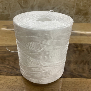 <strong>Polypropylene</strong> 0.5mm 1600m/kg PP Raffia <strong>Twine</strong> Rope <strong>UV</strong>-<strong>treated</strong> Twisted String 1 Pound Roll