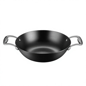 Casserole en fonte de qualité professionnelle de 22 cm avec revêtement en nitrile pour une chaleur constante et une cuisson saine - Product Image 1