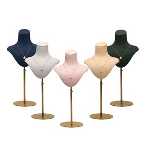 Estante de exhibición de ventana personalizado Jinsky modelo maniquí joyería collar estante fabricantes multicolores estante de joyería - Product Image 1