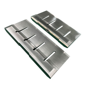 Lama da taglio ultrasonica in lega di titanio Jieda 20KHz 2000W con 1 anno di garanzia per la lavorazione di torte, pane, mulini per <span class=keywords><strong>farina</strong></span> e alimenti - Product Image 1