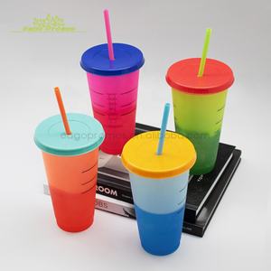 Vasos de Plástico que Cambian de Color con Tapa y Pajita, Paquete de 5, 700 ml, 24 oz, con Logotipo Creativo de Moda, Fabricante Económico 2024 - Product Image 2