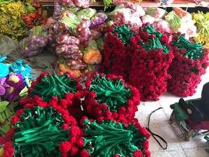 Mainan bunga mawar indah Hari Valentine, 12 inci 30cm lembut warna-warni untuk hadiah Hari Valentine anak perempuan - Product Image 6