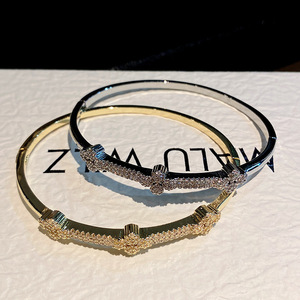 European American Fashion Micro Inlaid <b>Bracelet</b> <b>Copper</b> Alloy Gold Silver Flower Design Women's Jewelry Gift Bangle - Product Image 5