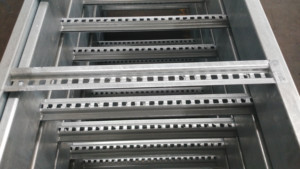 NEMA認証規格 アルミニウム亜鉛メッキ ラダータイプ ケーブルトレイ ケーブルラダー - Product Image 4