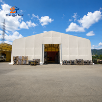 Tente d'entrepôt grande capacité pour tri logistique, auvent en alliage d'aluminium, couverture imperméable et durable, pour centre de distribution de marchandises et exposition