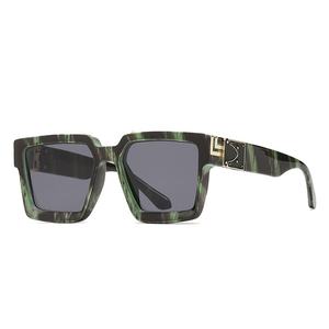 <span class=keywords><strong>Gafas</strong></span> <span class=keywords><strong>de</strong></span> <span class=keywords><strong>Sol</strong></span> <span class=keywords><strong>de</strong></span> Lujo con Marco Cuadrado Grande, Diseño <span class=keywords><strong>de</strong></span> Marca <span class=keywords><strong>de</strong></span> Alta Calidad para Hombre y Mujer, Haga <span class=keywords><strong>Clic</strong></span> en el Avatar para Obtener Más Detalles - Product Image 4