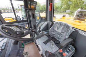 Versatile 350HP Mining <b>Motor</b> <b>Grader</b> Modern Mining <b>Grader</b> with Ergonomic ROPS/FOPS Cab and Joystick Controls - Product Image 6