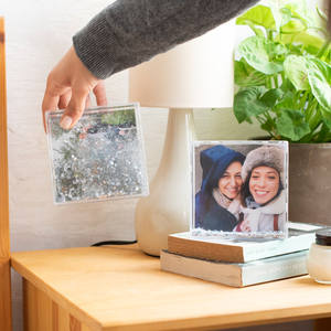Marco de Fotos Cuadrado de Plástico AS de 4x4 Pulgadas con Logotipo Personalizado, Marco de Fotos Líquido Transparente con <span class=keywords><strong>Agua</strong></span>, Sin Reseñas - Product Image 6