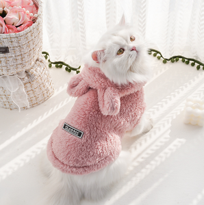 Classici comodi <span class=keywords><strong>vestiti</strong></span> caldi in pile di corallo <span class=keywords><strong>per</strong></span> animali domestici autunno/inverno simpatiche felpe con cappuccio con orecchie di <span class=keywords><strong>coniglio</strong></span> con stampa divertente stile Cosplay lettere - Product Image 2