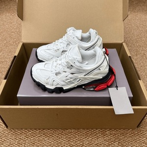 Zapatillas Deportivas de Plataforma con Malla Blanca, Roja y Negra, Transpirables, Estilo Urbano - Product Image 1