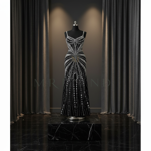 Vestido Maxi de Seda Elegante con Pedrería Negra Brillante, Vestido de Fiesta con Tirantes Finos para Mujer - Product Image 1