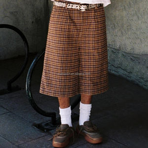 <span class=keywords><strong>Pantaloni</strong></span> <span class=keywords><strong>corti</strong></span> di design personalizzati in cotone a quadri oversize <span class=keywords><strong>pantaloni</strong></span> larghi da uomo Unisex stile estivo Vintage <span class=keywords><strong>Bermuda</strong></span> <span class=keywords><strong>corti</strong></span> da uomo - Product Image 2