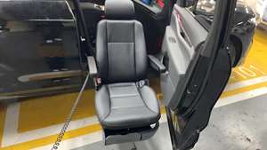 Siège de voiture relevable YLD pour personnes à mobilité réduite et âgées, pratique pour voyager et modifier la position des sièges, capacité de charge de 150 kg - Product Image 4