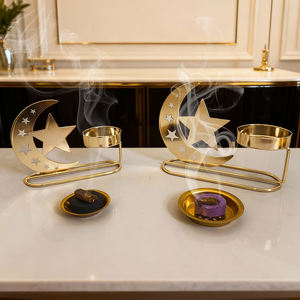 Quemador de Incienso Celestial con Diseño de Luna y Estrella, Quemador de Incienso de Metal Dorado con Diseño de Luna Creciente y Estrella, Quemador de Incienso Árabe - Product Image 3