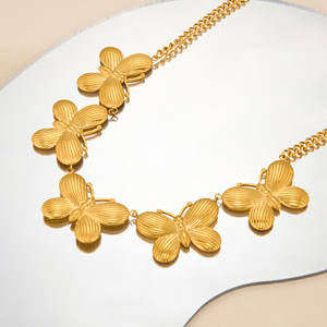 <span class=keywords><strong>2026</strong></span> AW NUEVO VINTAGE ESTILO GRIEGO COLLAR COLGANTE DE MARIPOSA GRUESA Dazan CALIENTE 18K Chapado en oro Joyas de acero inoxidable sin deslustre - Product Image 3