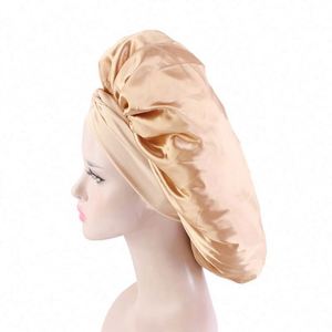 Bonnets en satin soyeux doux prêts à être expédiés, ajustables avec lien, bonnets tressés, bonnets extra longs personnalisés avec long lien large, unisexe pour usage quotidien - Product Image 4