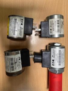 300AA00375A MCSCH220DG000010 ระบบควบคุมไฮดรอลิกแบบอิเล็กทรอนิกส์สำหรับเครื่องจักรอุตสาหกรรม - Product Image 1