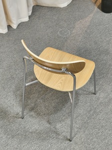 Chaises de salle à manger modernes de luxe avec pieds en fer et dossier en <span class=keywords><strong>bois</strong></span> courbé, vente directe d'usine, pour la maison, le bureau, l'extérieur et l'intérieur - Product Image 3