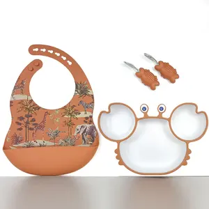 Low MOQ Customize Logo Baby Suction Crab Plate With Spoon And Bowl And Bib Silicone Baby Feeding Set Baby