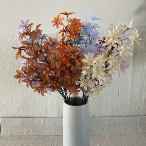 Flores Multicolor y <span class=keywords><strong>de</strong></span> <span class=keywords><strong>Café</strong></span> Oscuro Artificiales Lirio Salvaje <span class=keywords><strong>de</strong></span> Tallo Largo para Decoración <span class=keywords><strong>de</strong></span> Bodas con Flores Artificiales Premium - Product Image 4