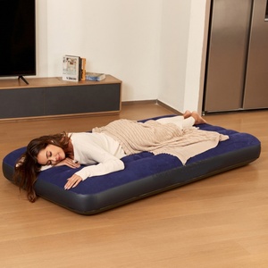 Matelas de voiture gonflable épaissi en PVC caoutchouté, classique, moelleux et pliable - Product Image 3